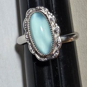 vintage Sarah Coventry ring oval blue glass moonston 7 Adjustable
